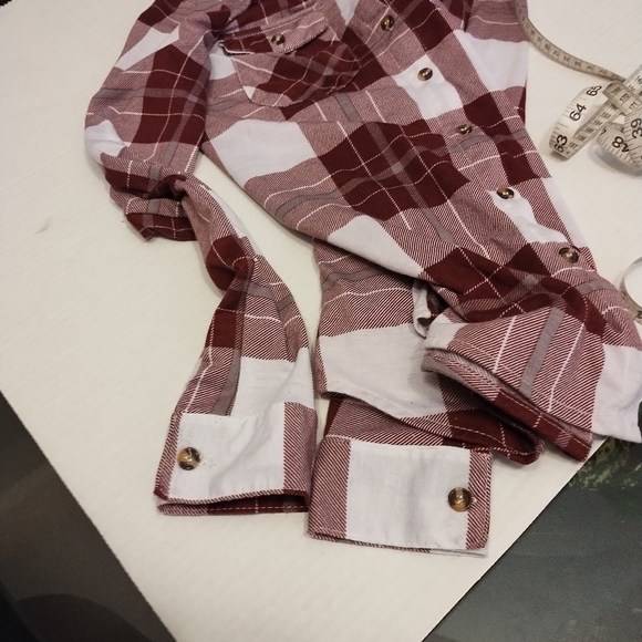 Stella Tweed wm long sleeve burgundy and white plaid button down/up shirt Small - Picture 12 of 12